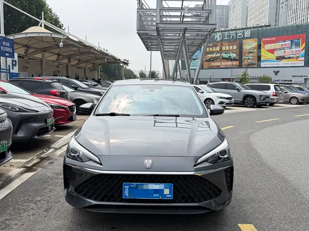 Roewe i5 2023 1.5L MT