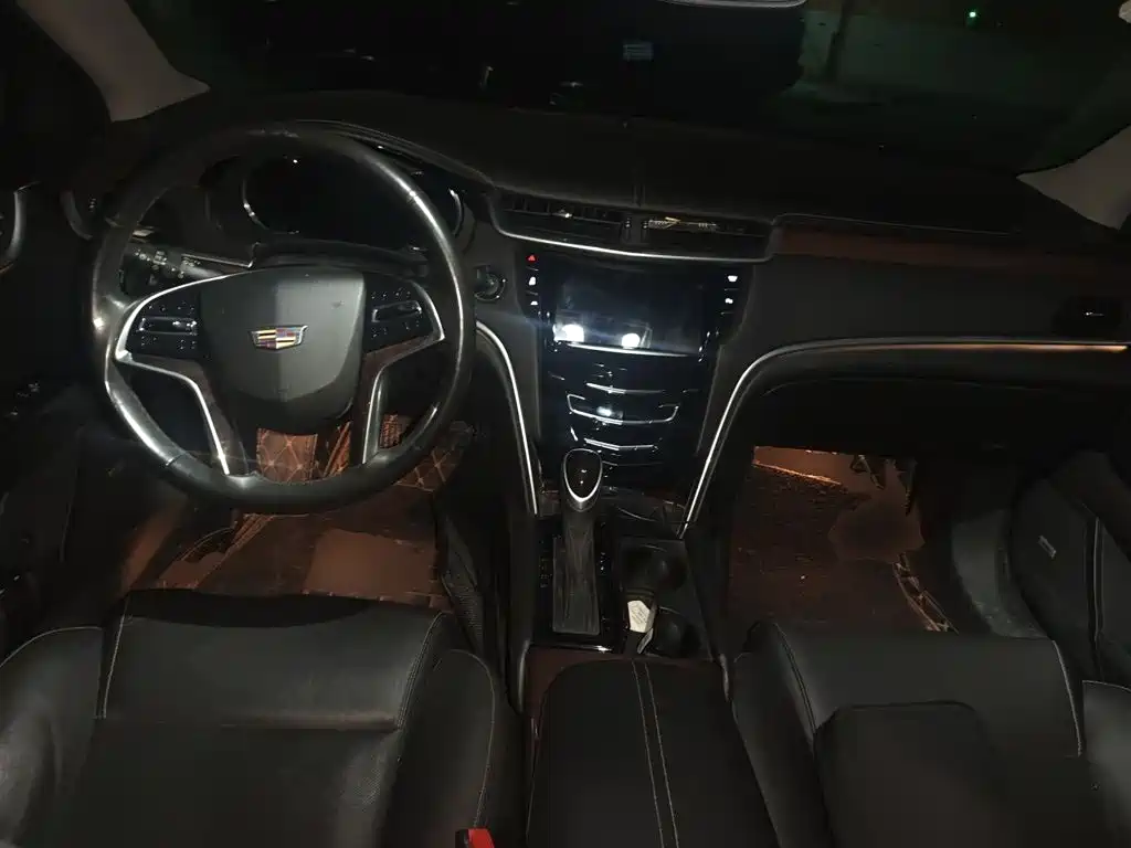Cadillac XTS — миниатюра 5