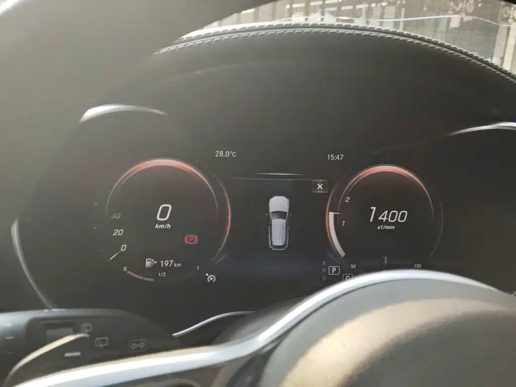 Mercedes-Benz GLC — миниатюра 12