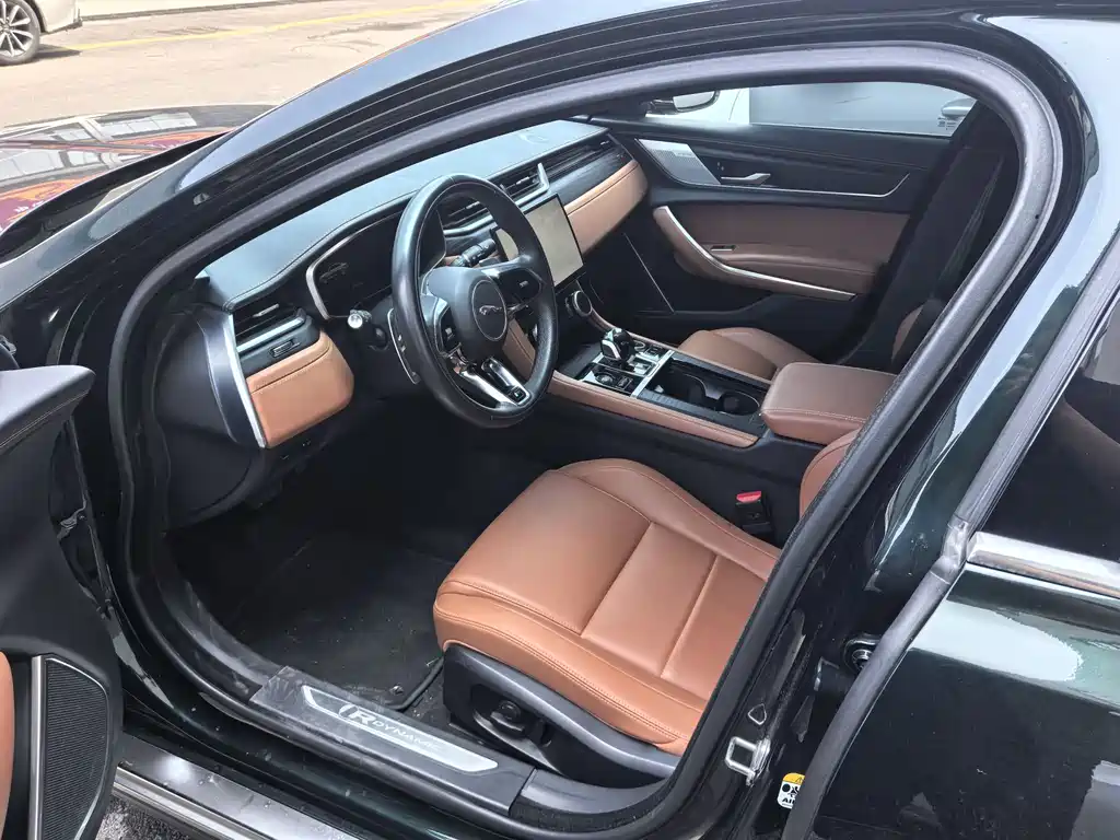 Jaguar XFL 2023 XFL 2.0T P250 Elite Sport