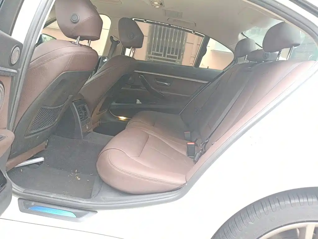 BMW 3 Series — миниатюра 18