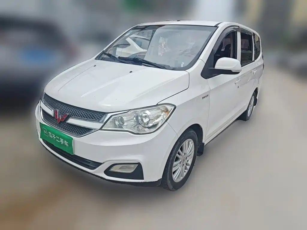 Wuling Hongguang — миниатюра 2