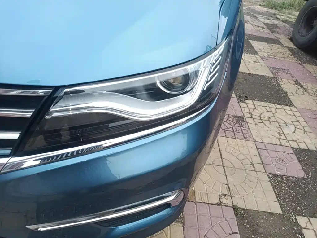 Roewe RX5 — миниатюра 24