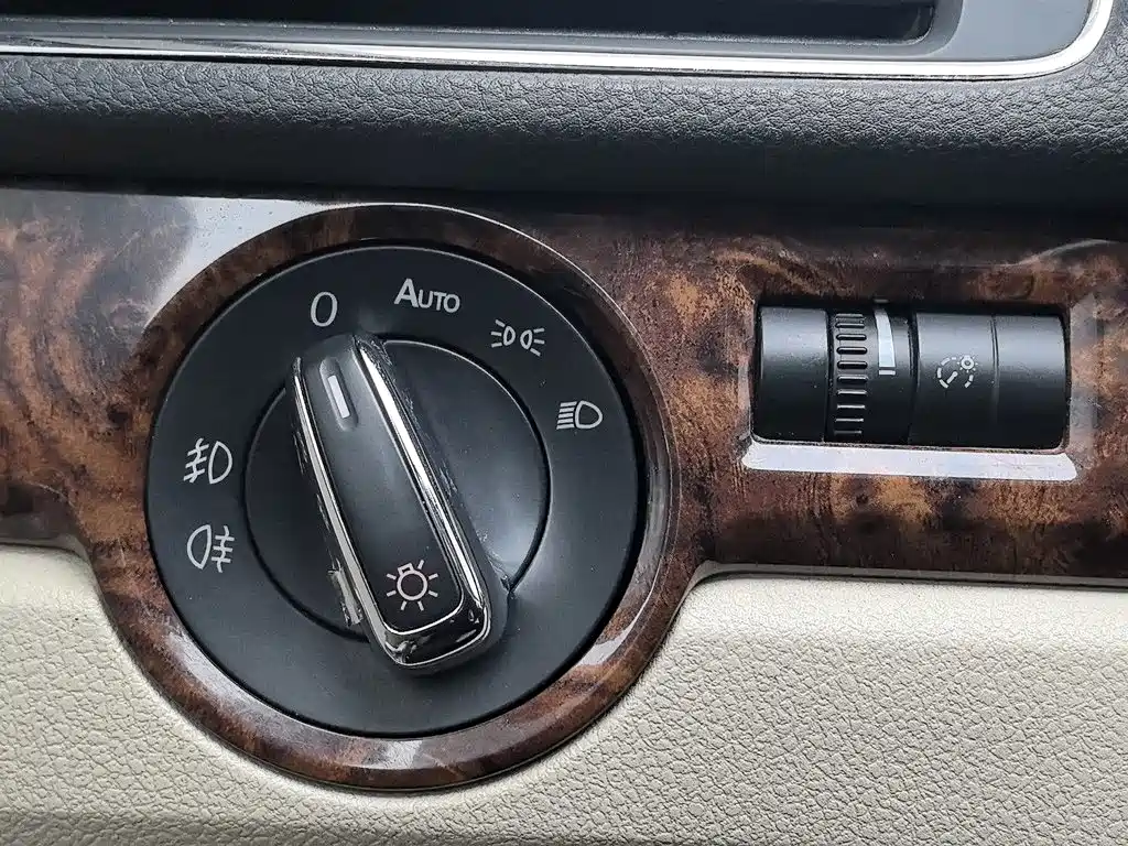 Volkswagen Passat — миниатюра 21