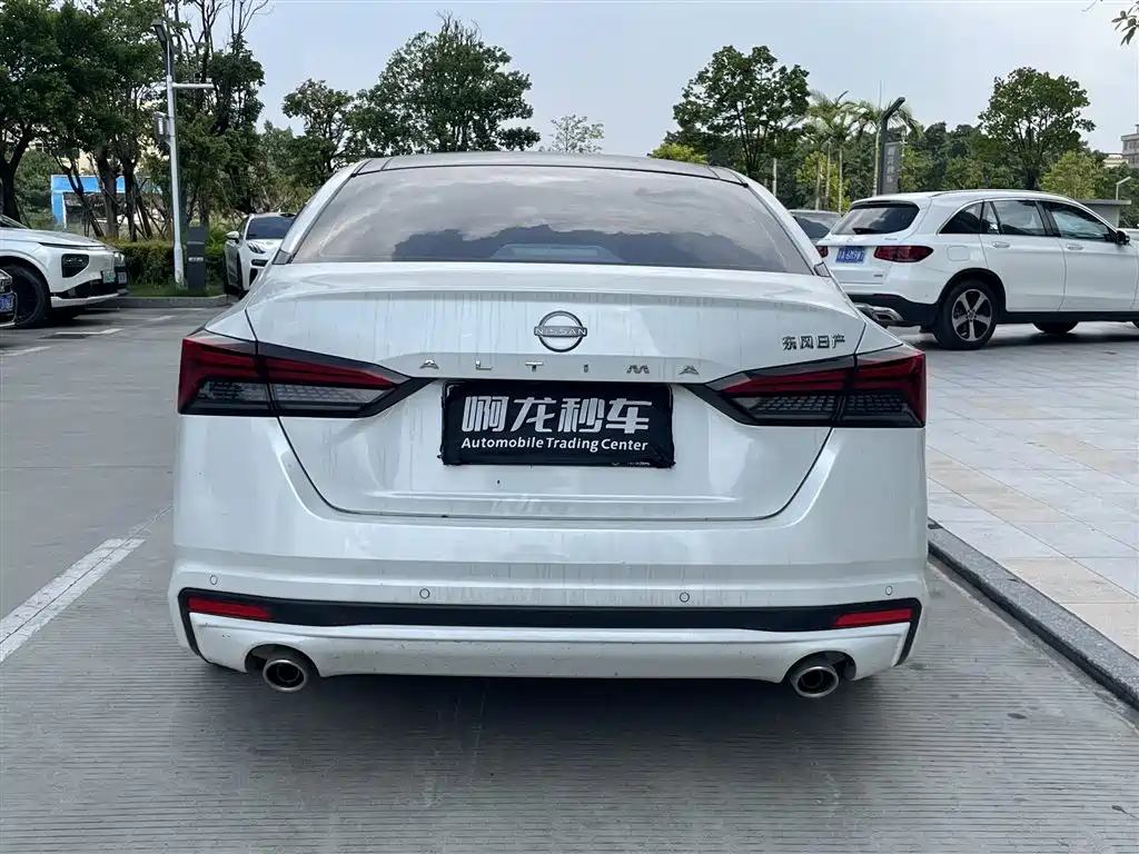 Nissan Teana — миниатюра 8