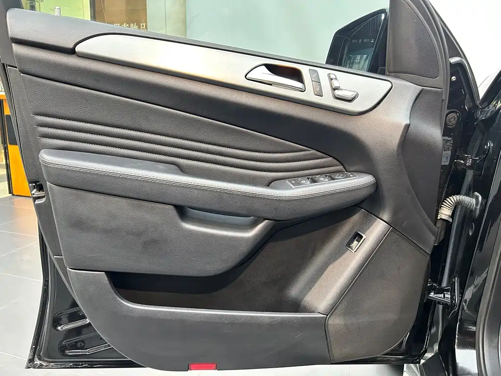 Mercedes-Benz GLE Coupe — миниатюра 21