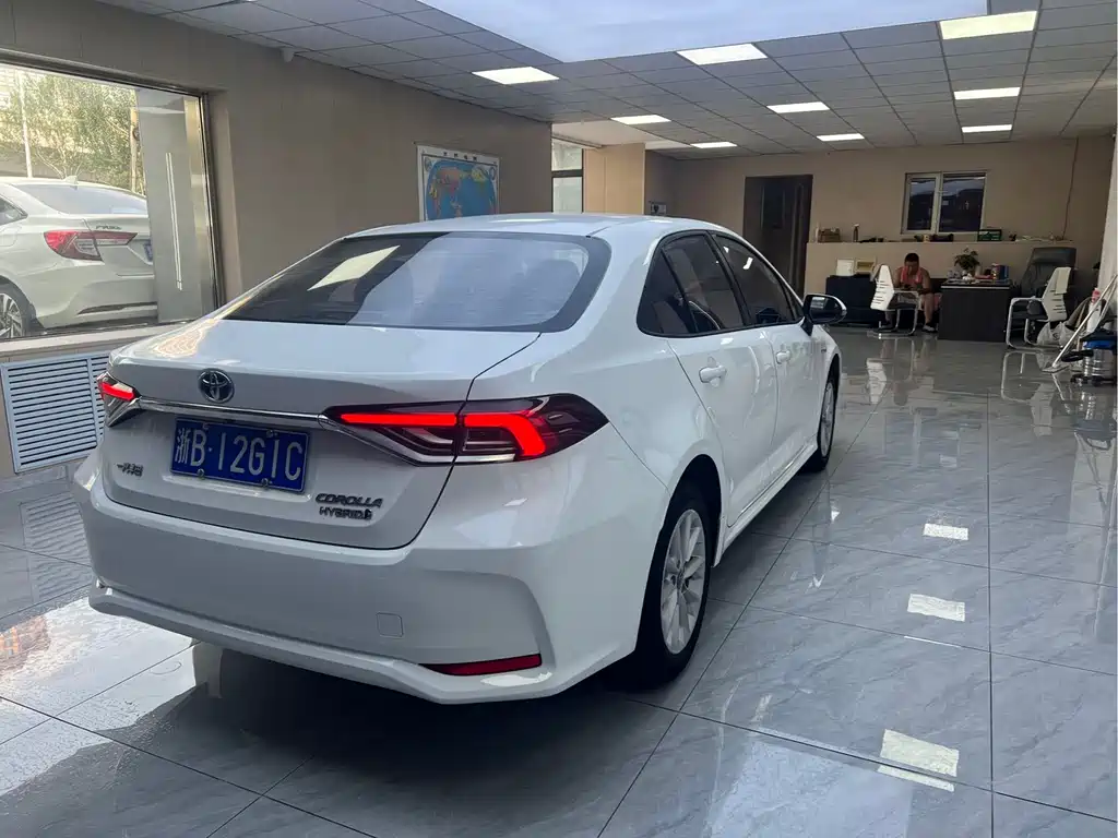 Toyota Corolla 2021 1.8L E-CVT Elite