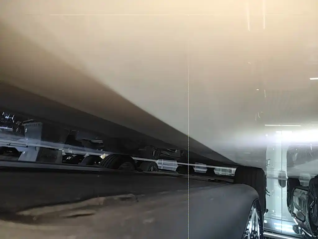 Tesla Model Y — миниатюра 22