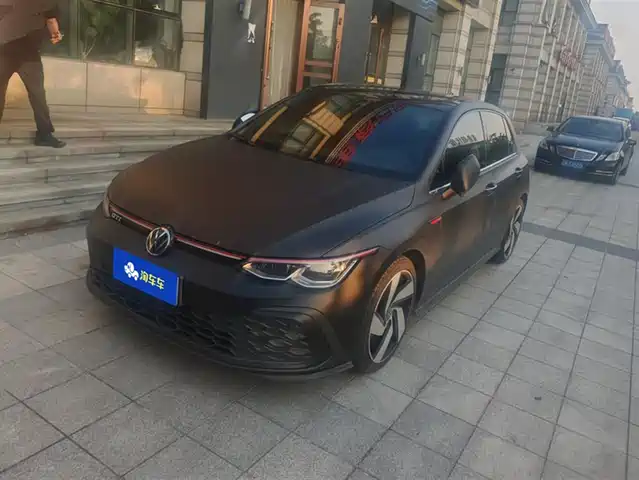 VOLKSWAGEN GOLF GTI 2022