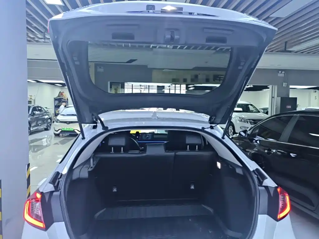 Honda Civic — миниатюра 19