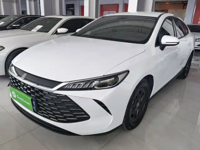 2025 BYD Qin