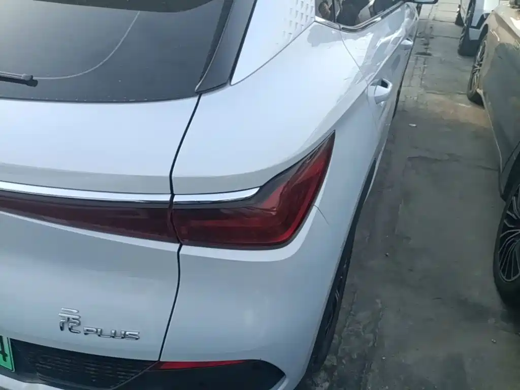 BYD Yuan Plus — миниатюра 8