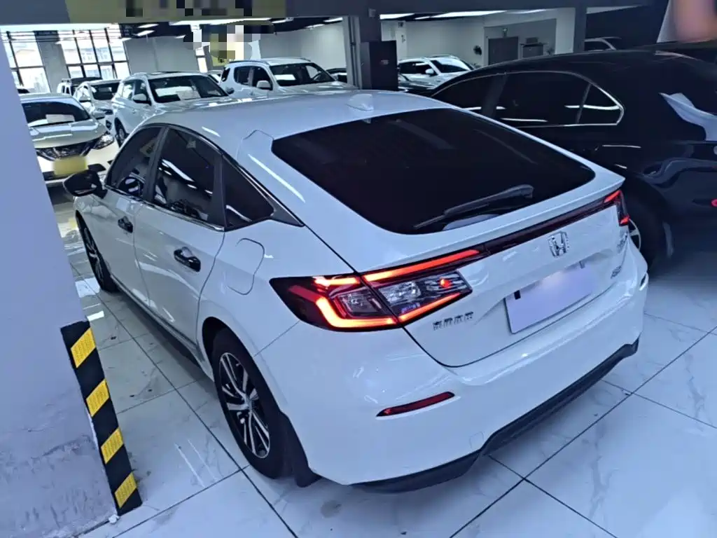 Honda Civic — миниатюра 5