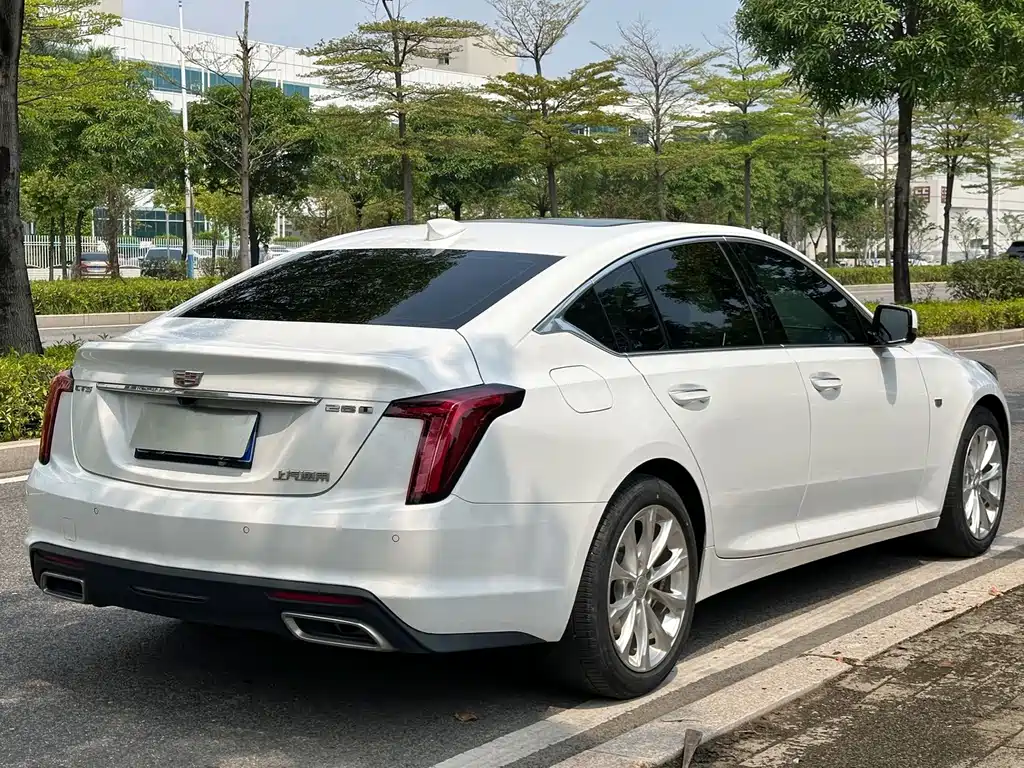 Cadillac CT5 — миниатюра 14