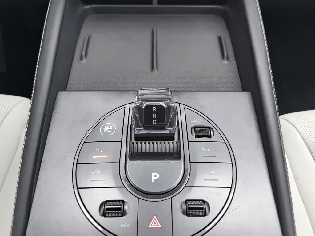 BYD Seal 06 — миниатюра 13