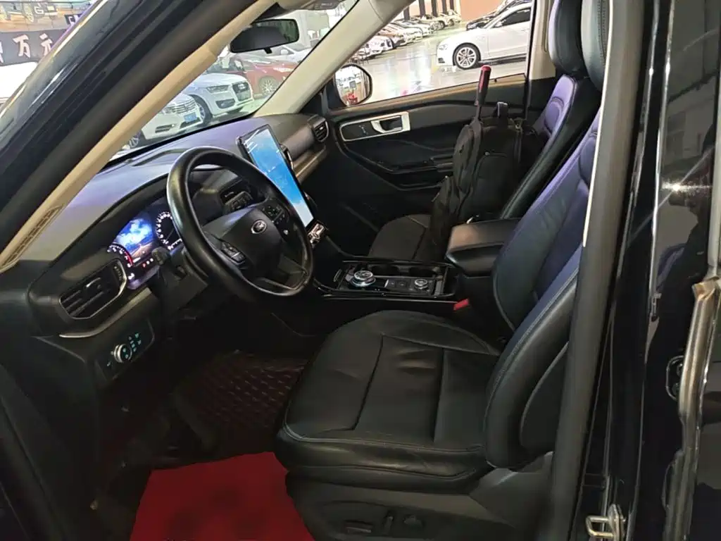 Ford Explorer — миниатюра 15
