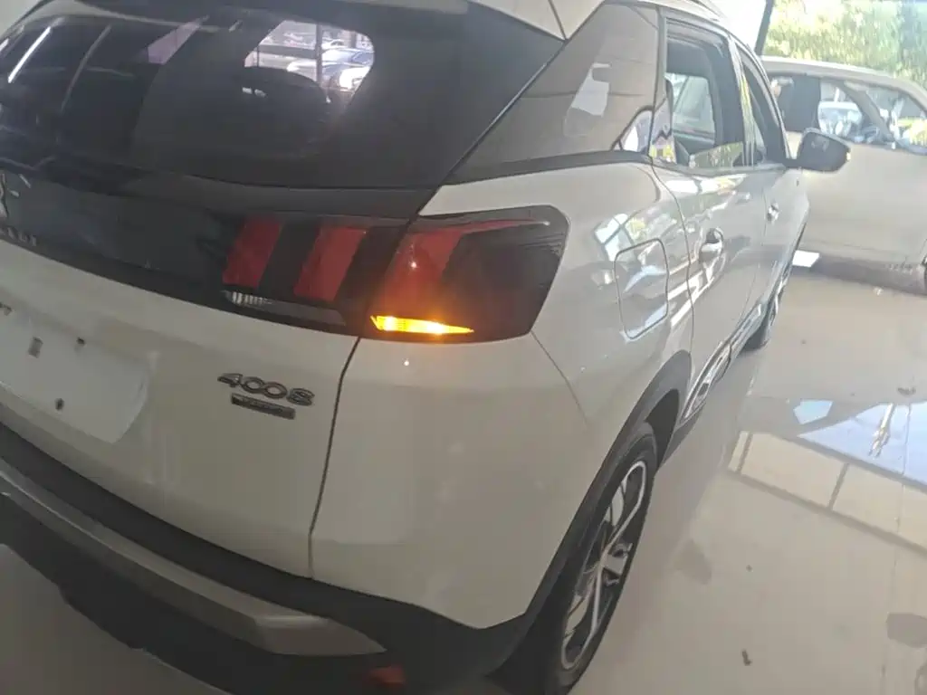 Peugeot 4008 — миниатюра 8