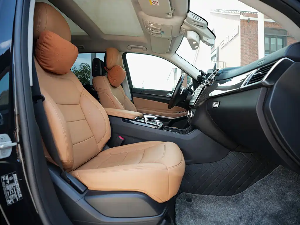 Mercedes-Benz GLS — миниатюра 7