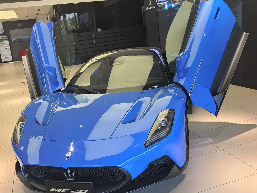 Maserati MC20 2024 3.0T Standard