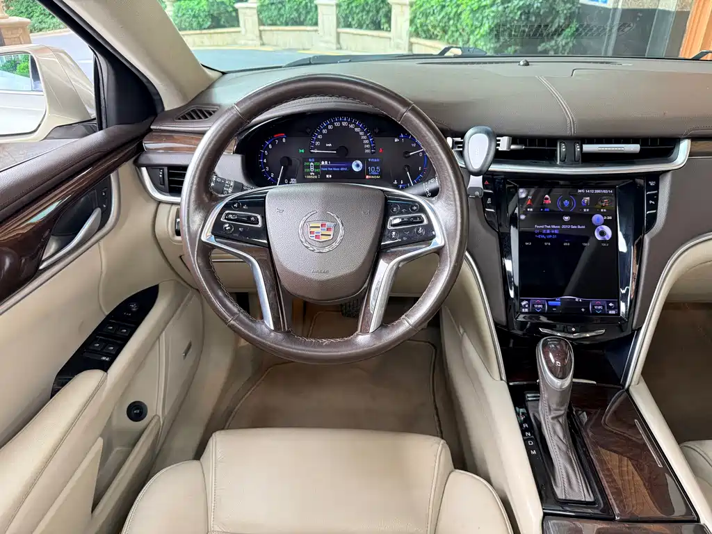 Cadillac XTS — миниатюра 12