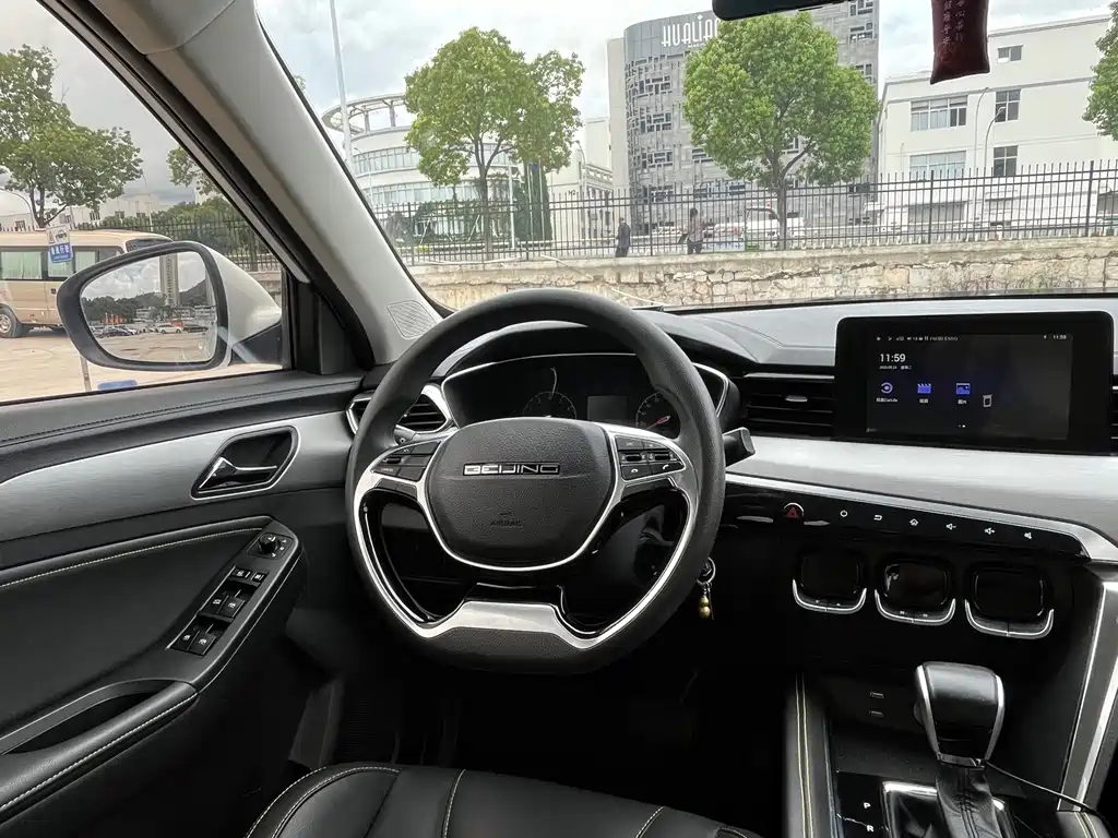 BAIC X3 — миниатюра 6