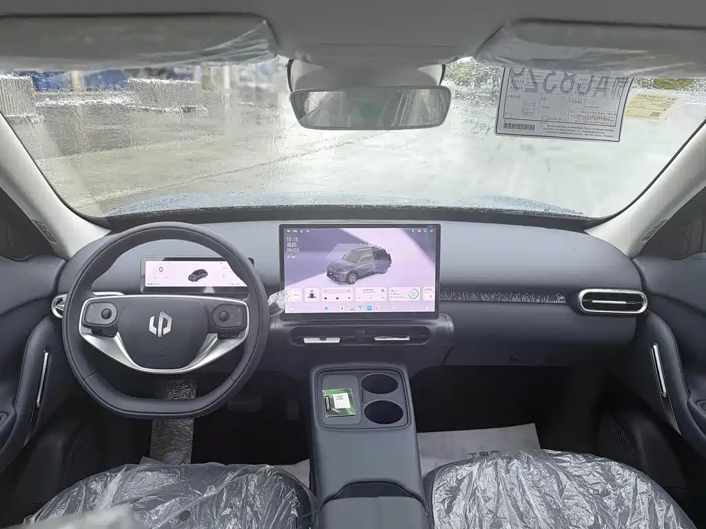 Leapmotor Leapmotor A10 — миниатюра 9