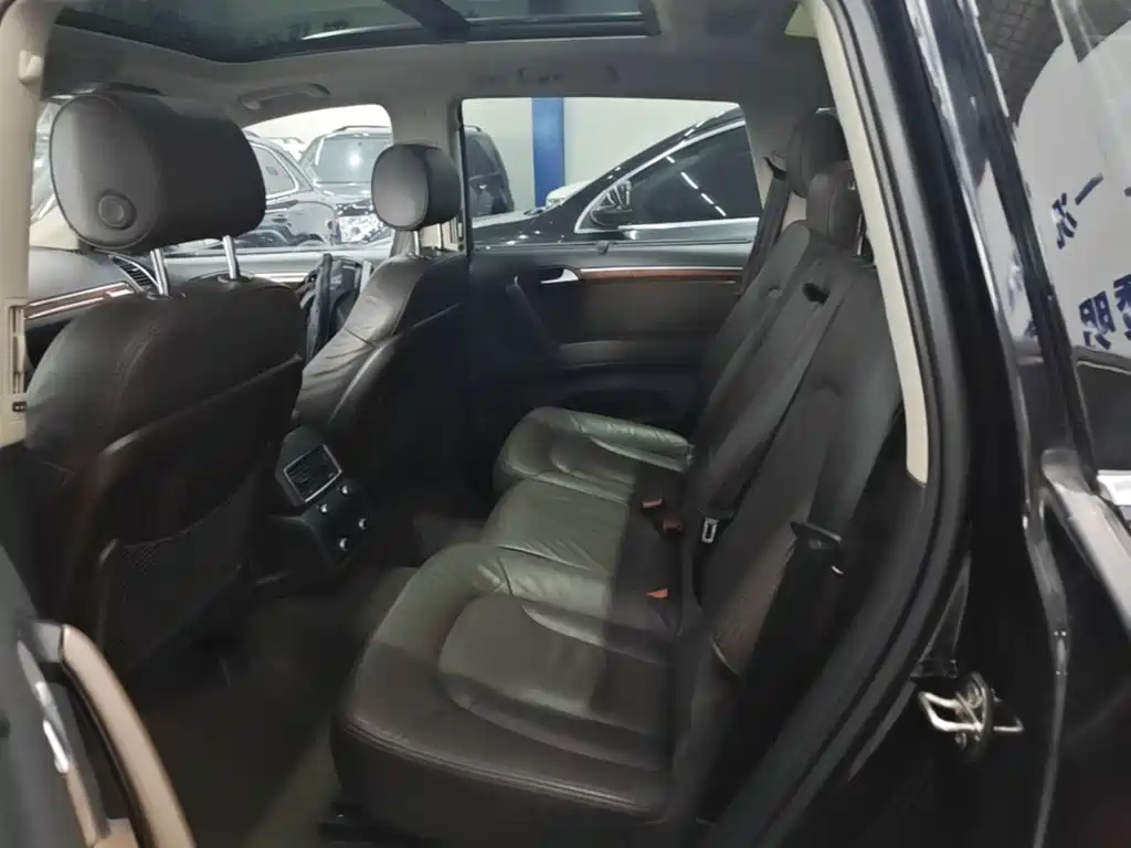 Audi Q7 — миниатюра 17