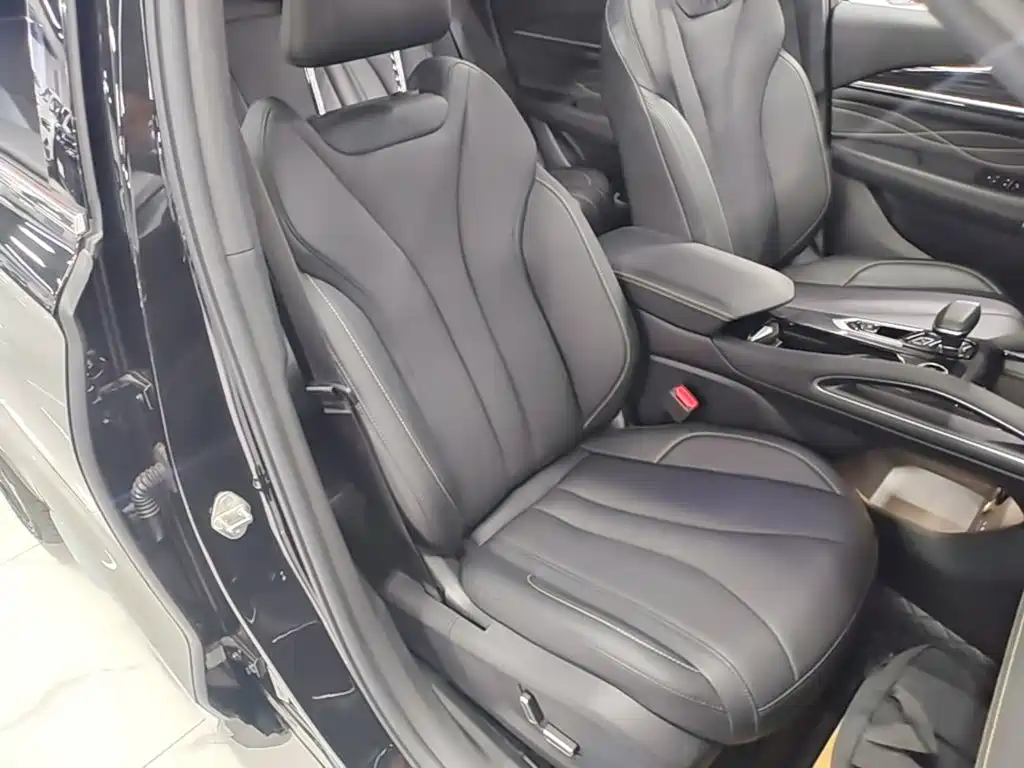 Geely Xingyue L — миниатюра 25