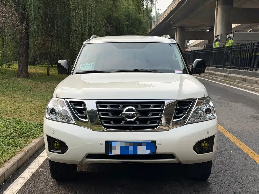 Nissan Patrol — миниатюра 2