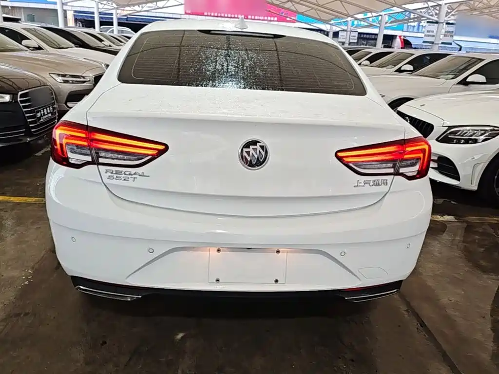 Buick Regal — миниатюра 6
