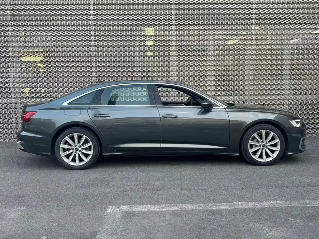 Audi A6L 2024 45 TFSI