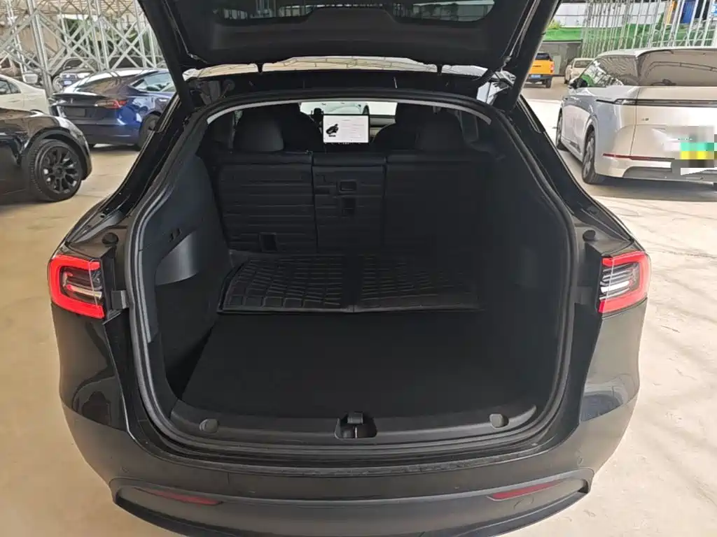 Tesla Model Y — фотографии объявления, Фото 20