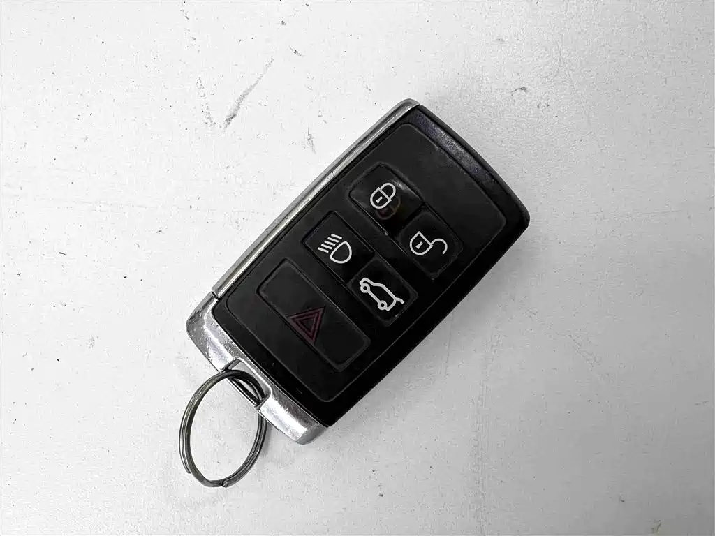 Land Rover Evoque — миниатюра 12