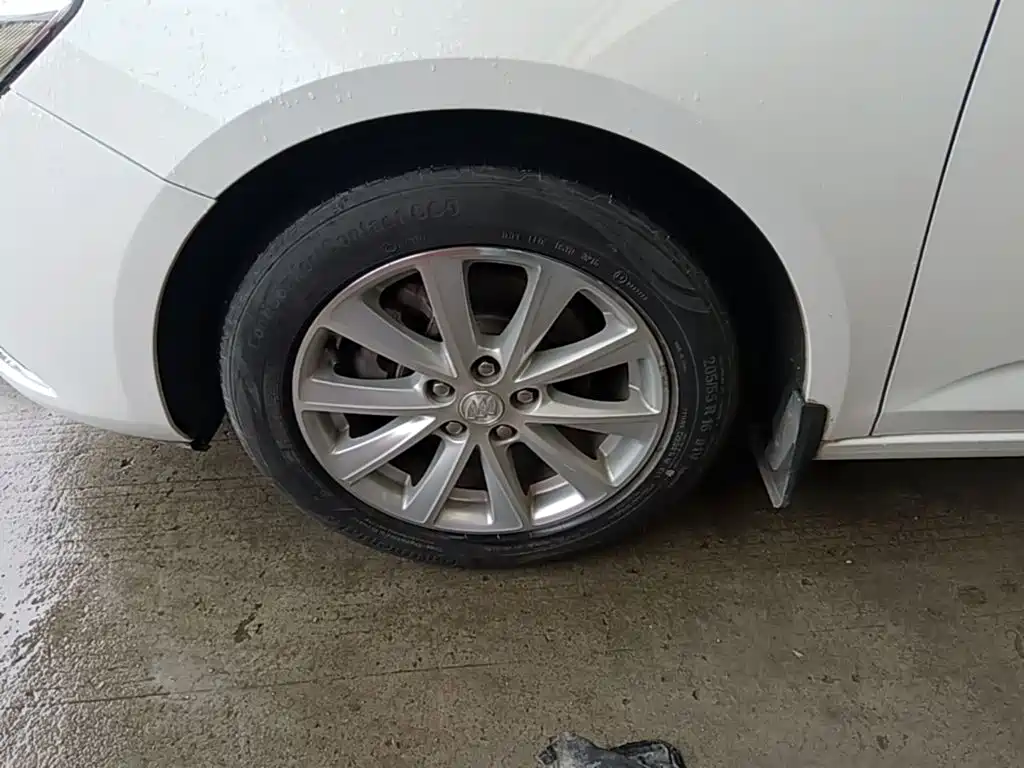 Buick Verano — миниатюра 23