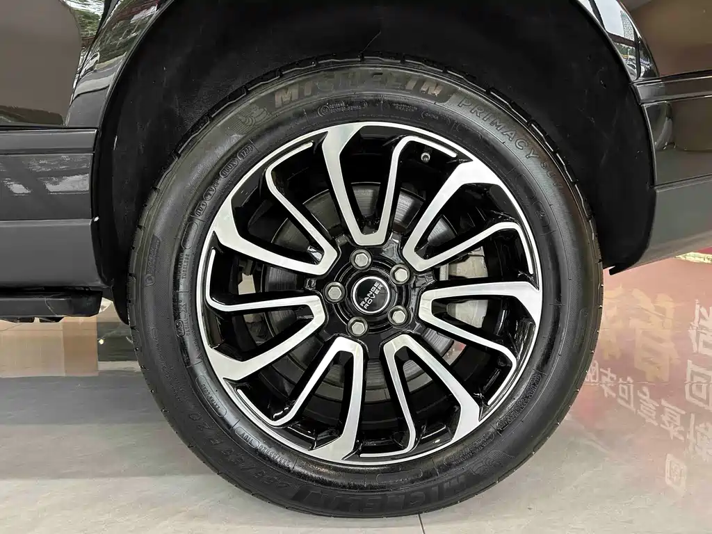 Land Rover Range Rover — миниатюра 38