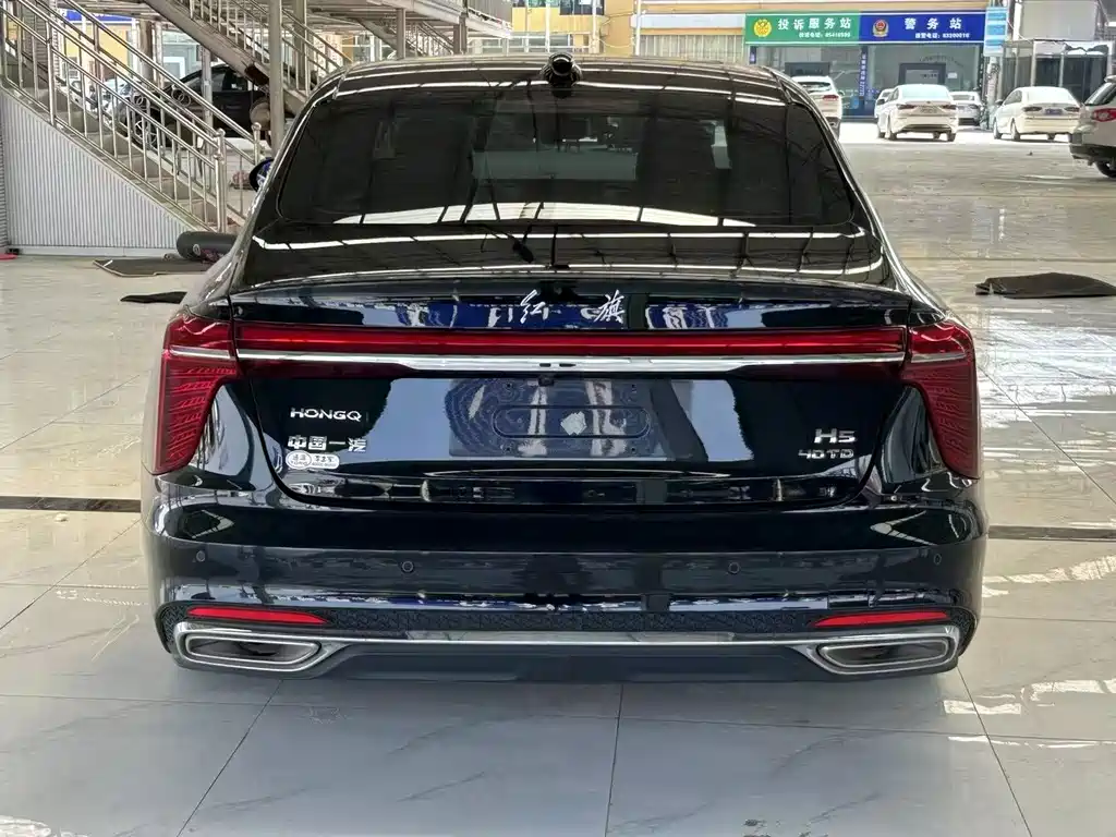 Hongqi Hongqi H5 — миниатюра 8
