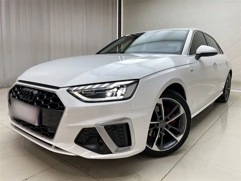 Audi A4L 2021
