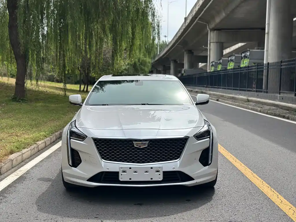 Cadillac CT6 — миниатюра 2