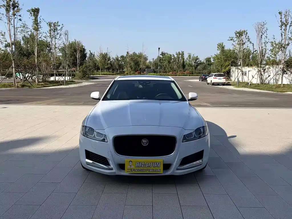 Jaguar XFL — миниатюра 2