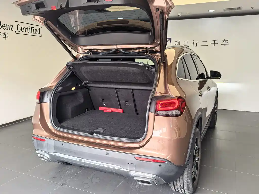 Mercedes-Benz GLA — миниатюра 7