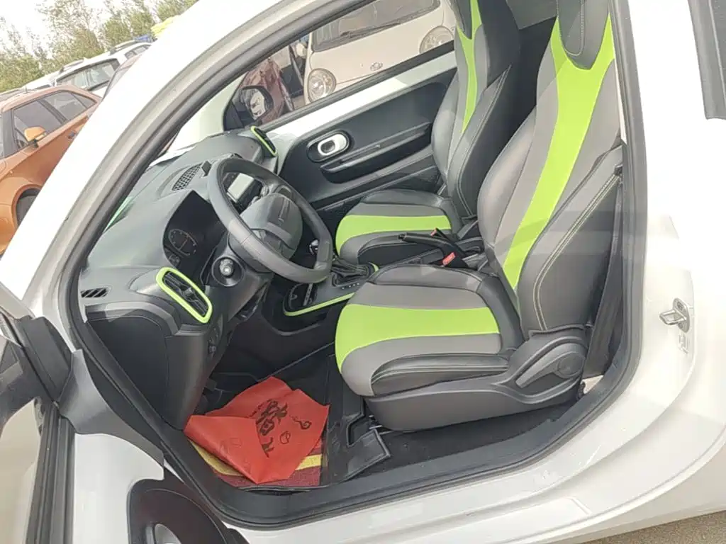 Roewe Clever — миниатюра 15