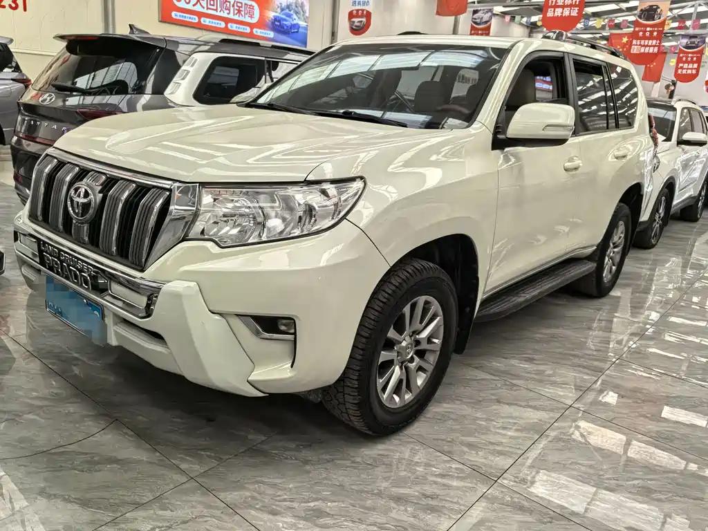 TOYOTA PRADO