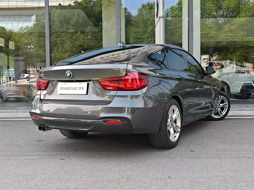 BMW 3 Series GT 3 GT 2019 320i M Sport