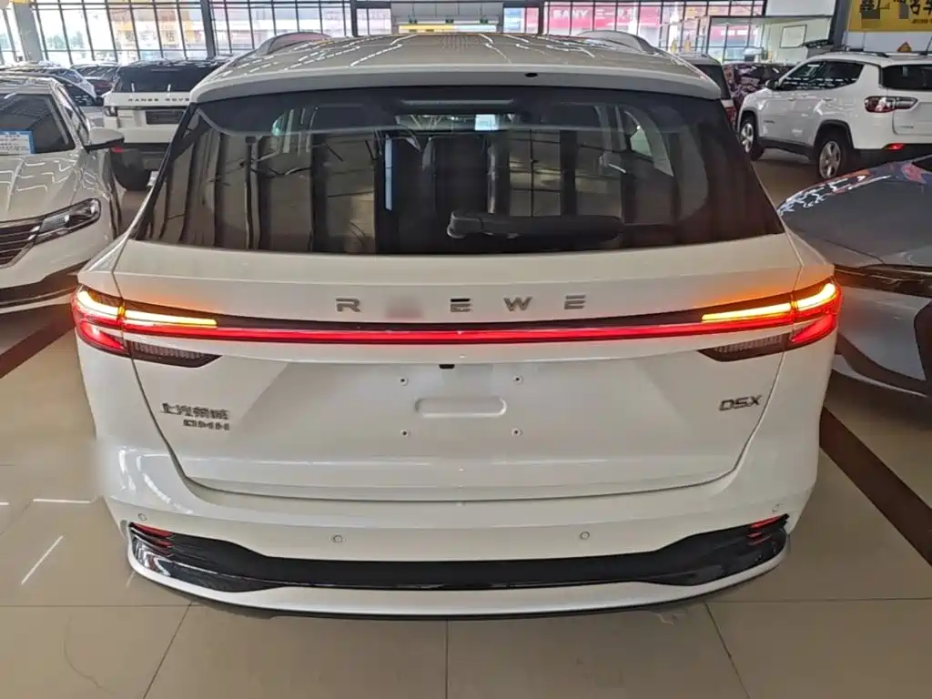 Roewe D5X DMH — миниатюра 6