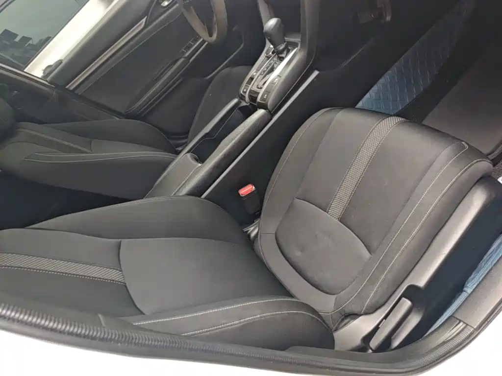 Honda Civic — миниатюра 25
