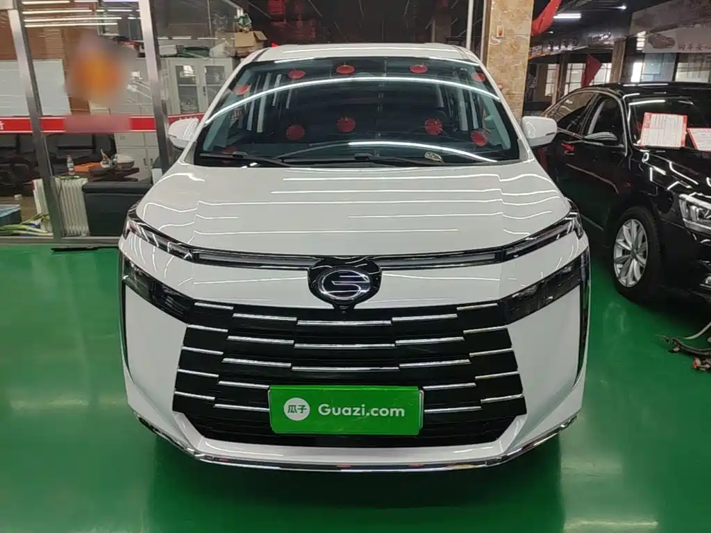 GAC Motor Trumpchi E8 PHEV — миниатюра 3