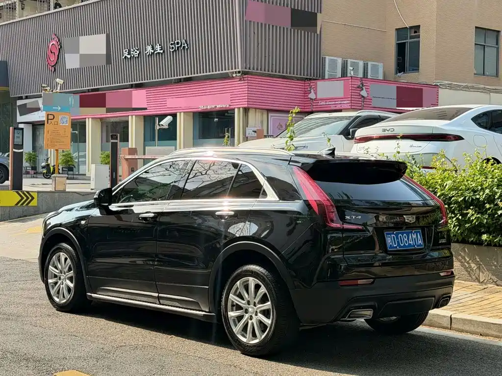 Cadillac XT4 — миниатюра 15