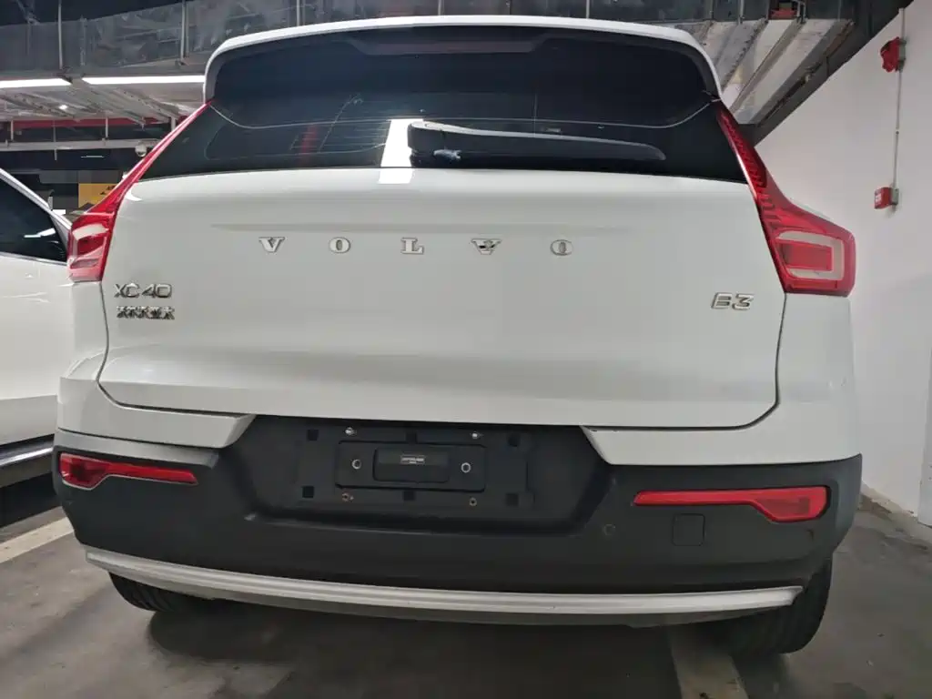 Volvo XC40 — миниатюра 6