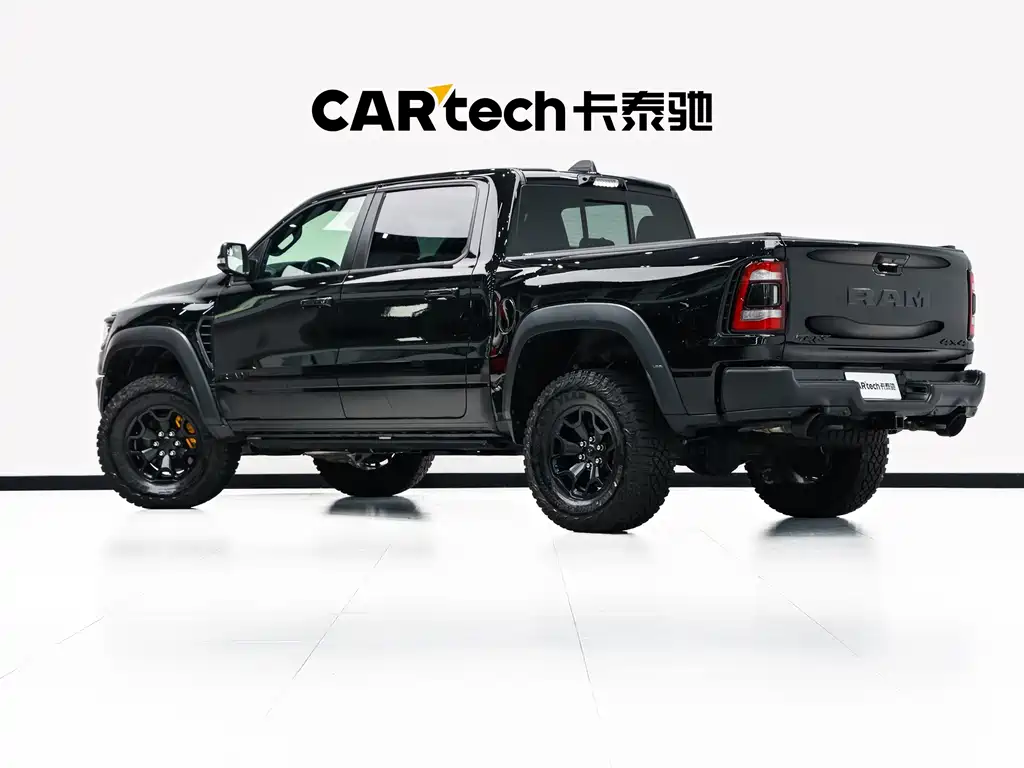 Ram Trucks 2022 6.2T AT