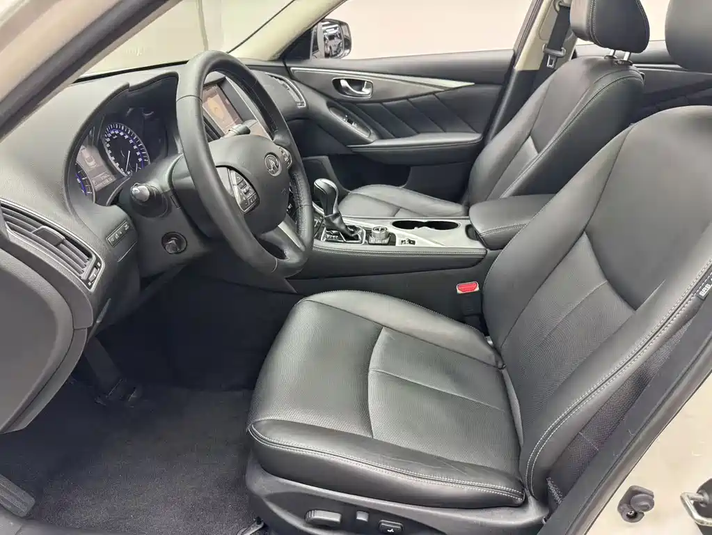 Infiniti Q50 — миниатюра 17